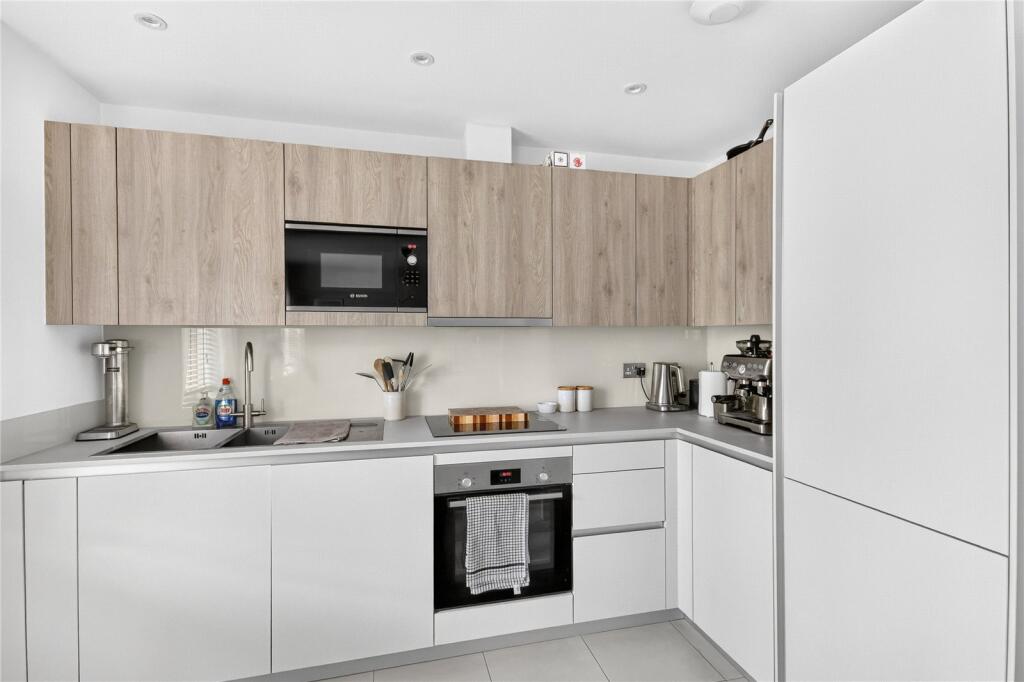 Apartment in Berkshire, Warfield - View 4