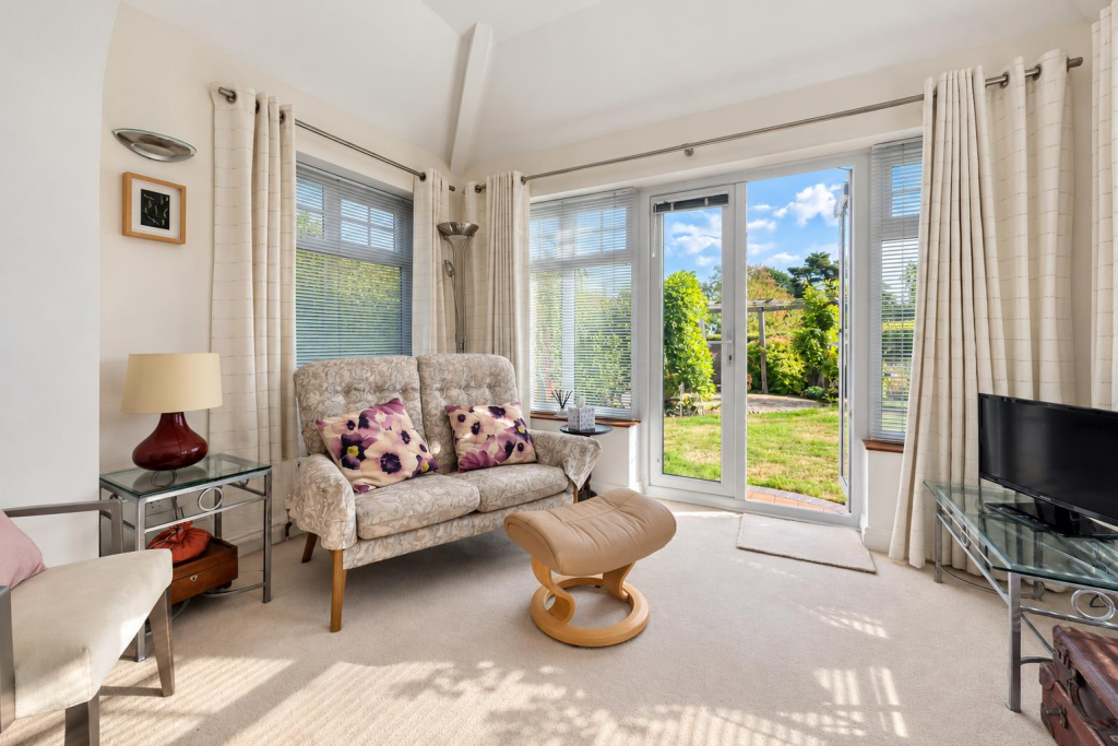 House in Northampton, West Northamptonshire - View 5