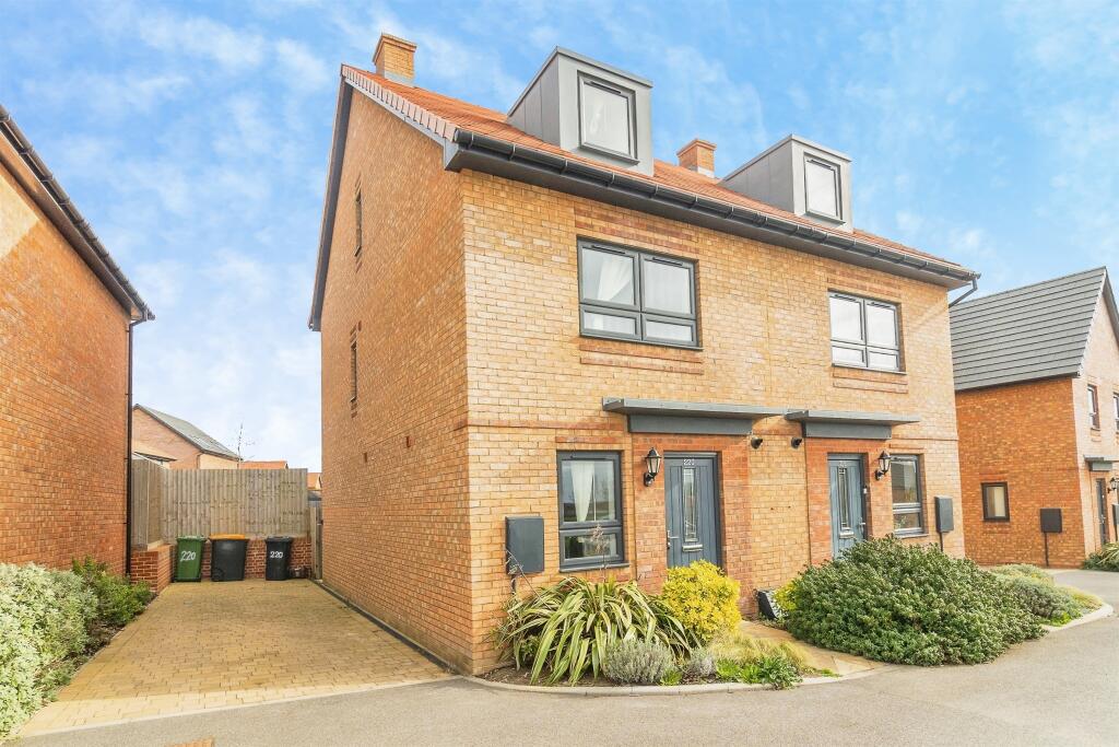 Main image of property: Briggington Way, Leighton Buzzard