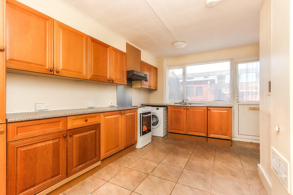 House in Wellingborough, Wendel View - View 2