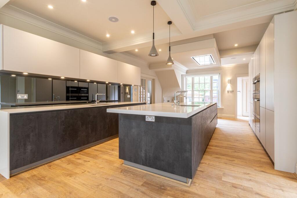 The Ridges, Finchampstead, RG40 photo 4