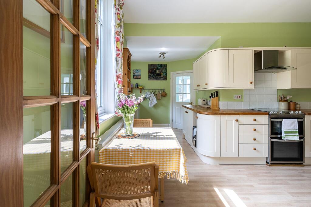 House in Newcastle upon Tyne - View 4
