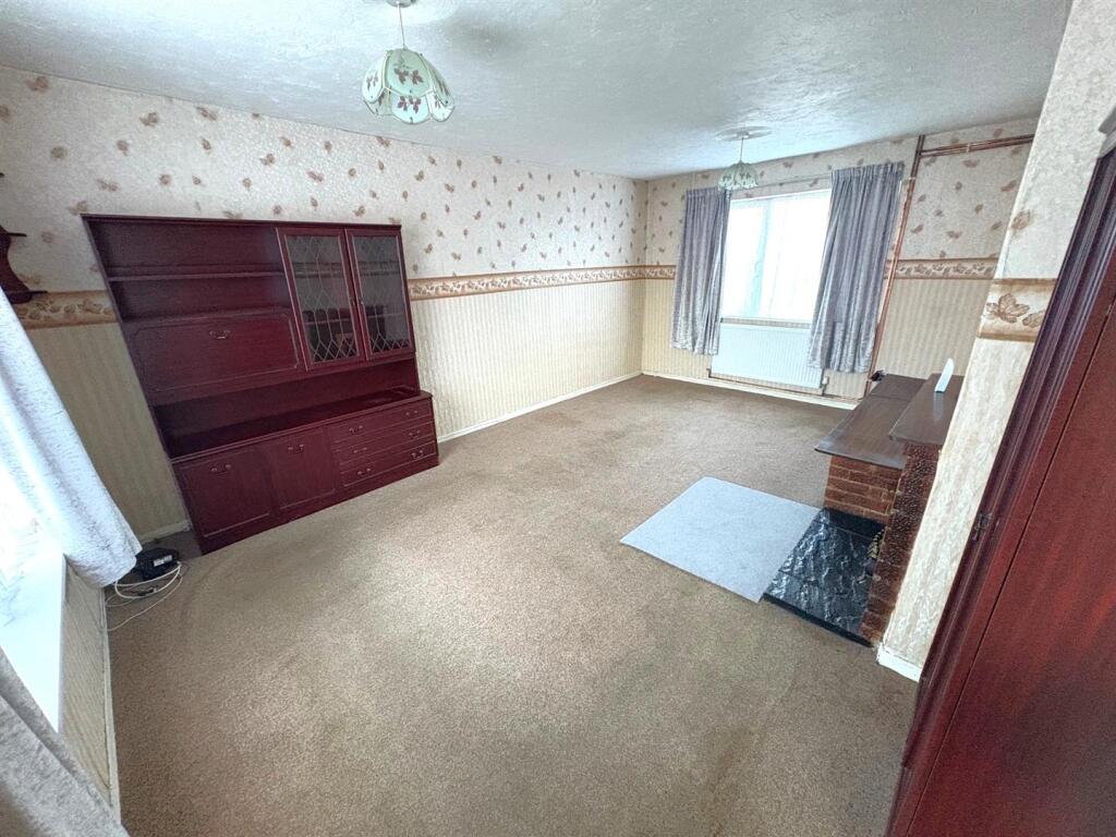 Carstairs Avenue, Swindon - View 2