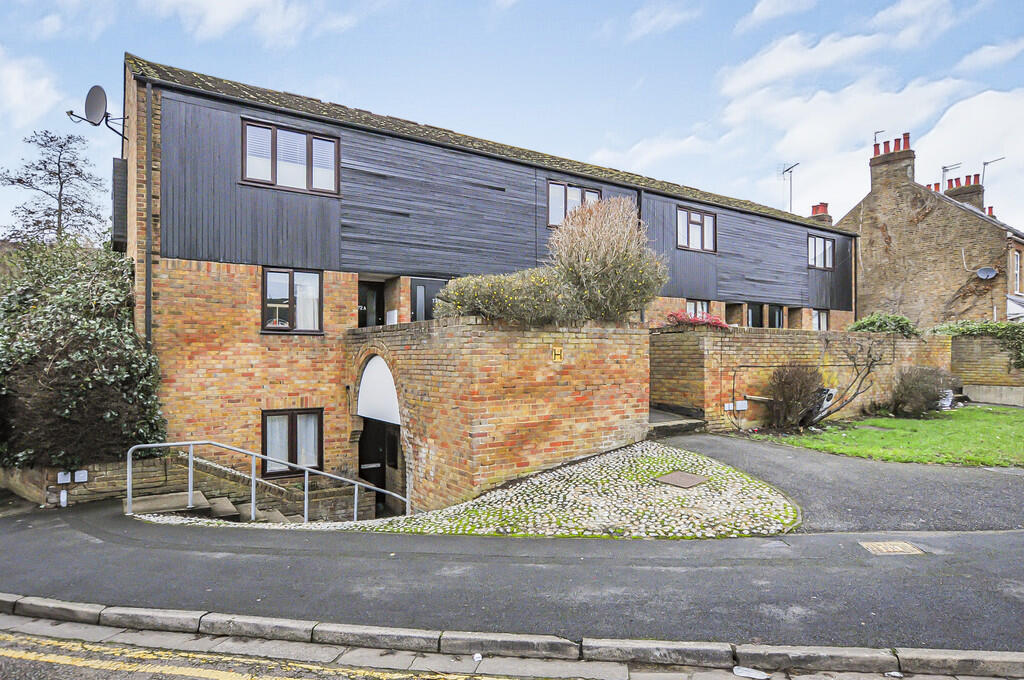 Main image of property: Whitehall Road, Uxbridge