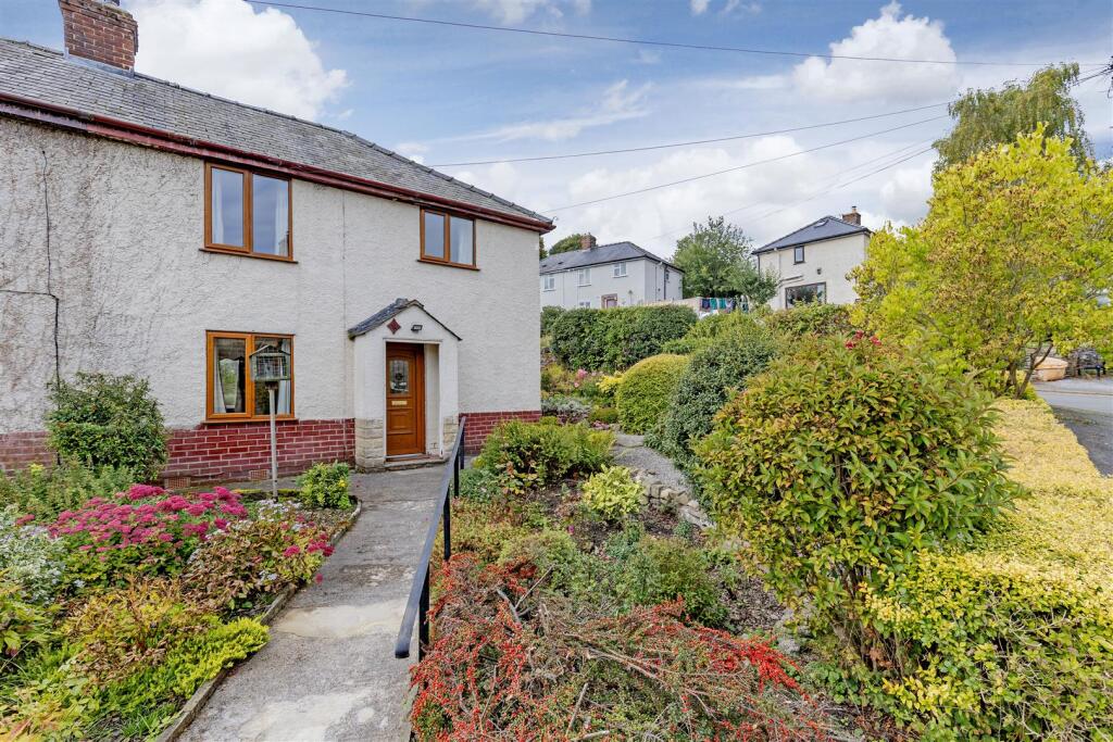 3-bed semi-detached on Denman Crescent, Stoney Middleton, Hope Valley, £200,000