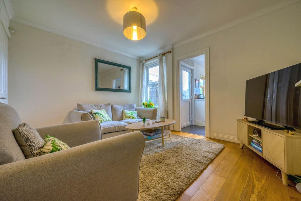 House in Reading - View 5