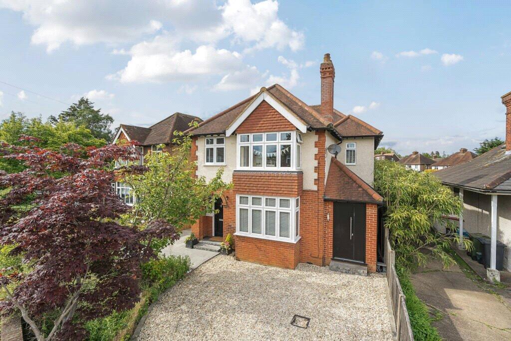 4-bed detached on Wendy Crescent, Guildford, Surrey, GU2, £775,000