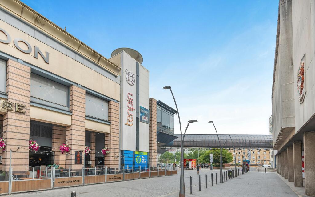 8659614exterior10.jpg