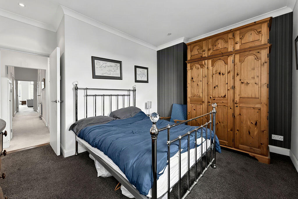 Apartment in Southsea - More