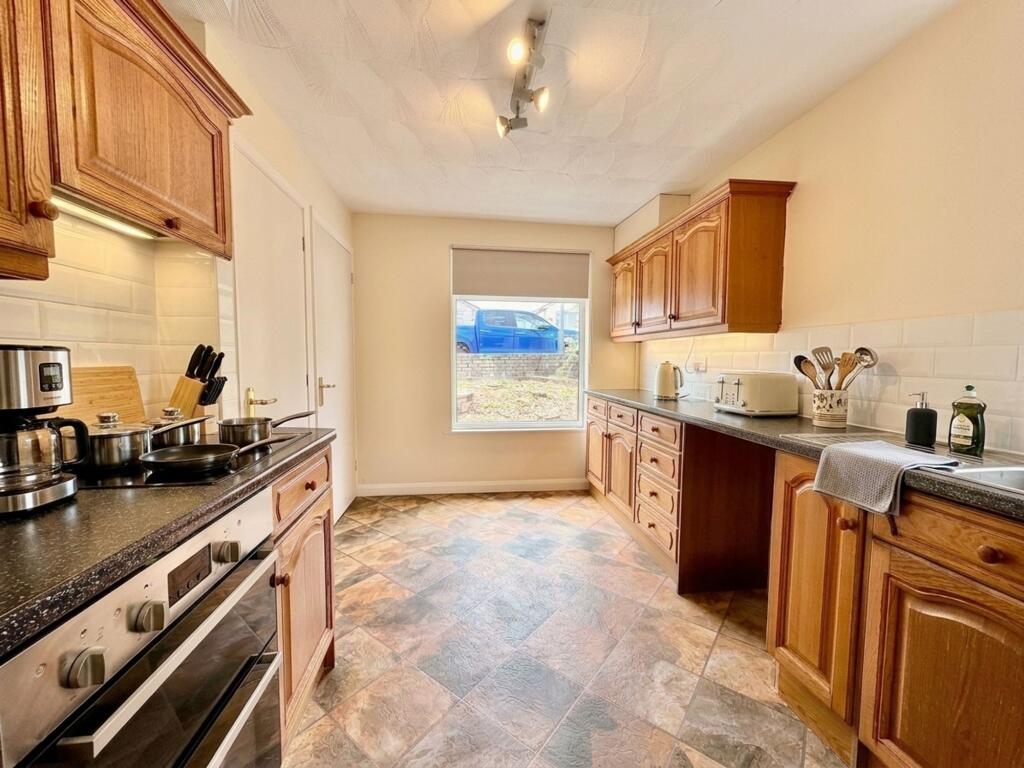 House in Truro - View 5