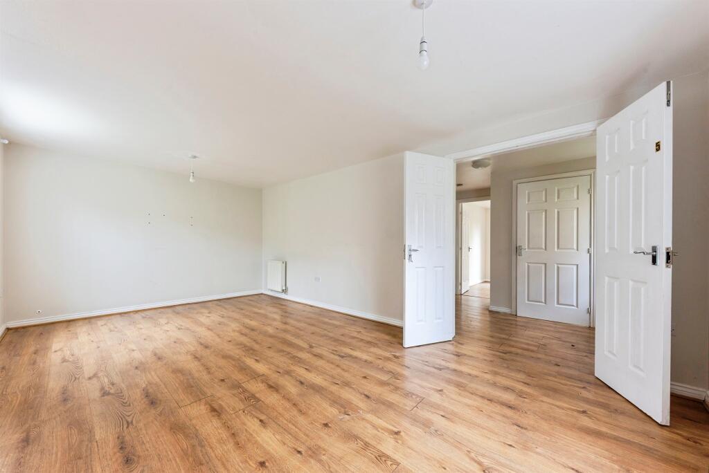House in Nottingham - View 4