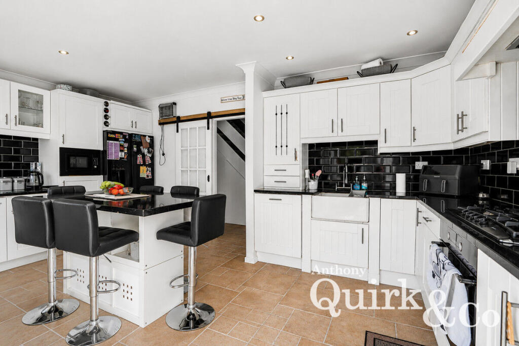 House in Corringham, Essex - View 4