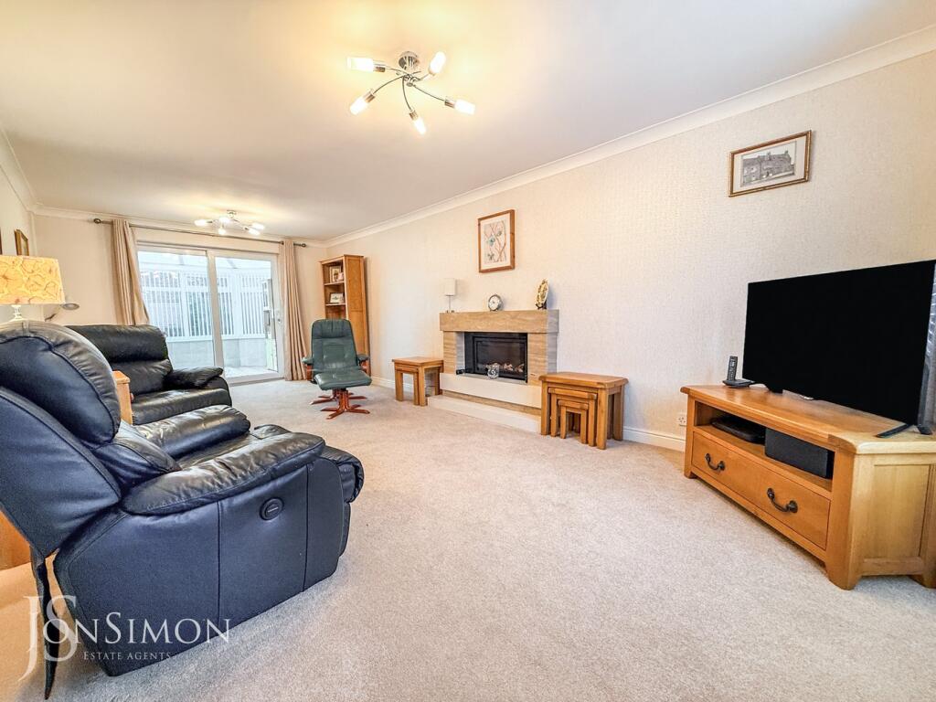 Marlborough Close, Ramsbottom, Bury, BL0 - View 3