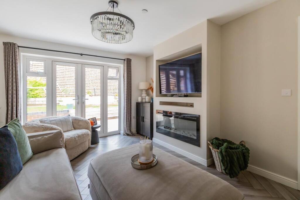House in Bedwas, Bedwas, Trethomas and Machen - View 3