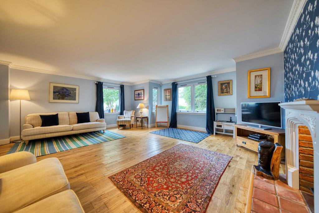 House in Bearsden, Castlehill, East Dunbartonshire - View 3