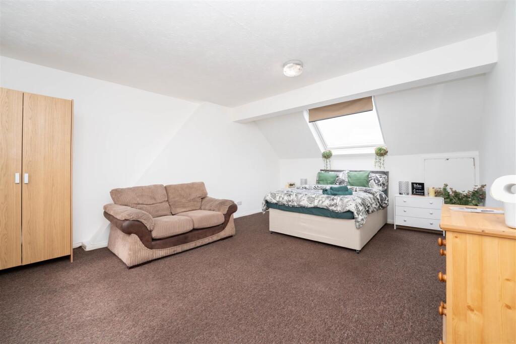 Main image of property: Bathurst Walk, Iver