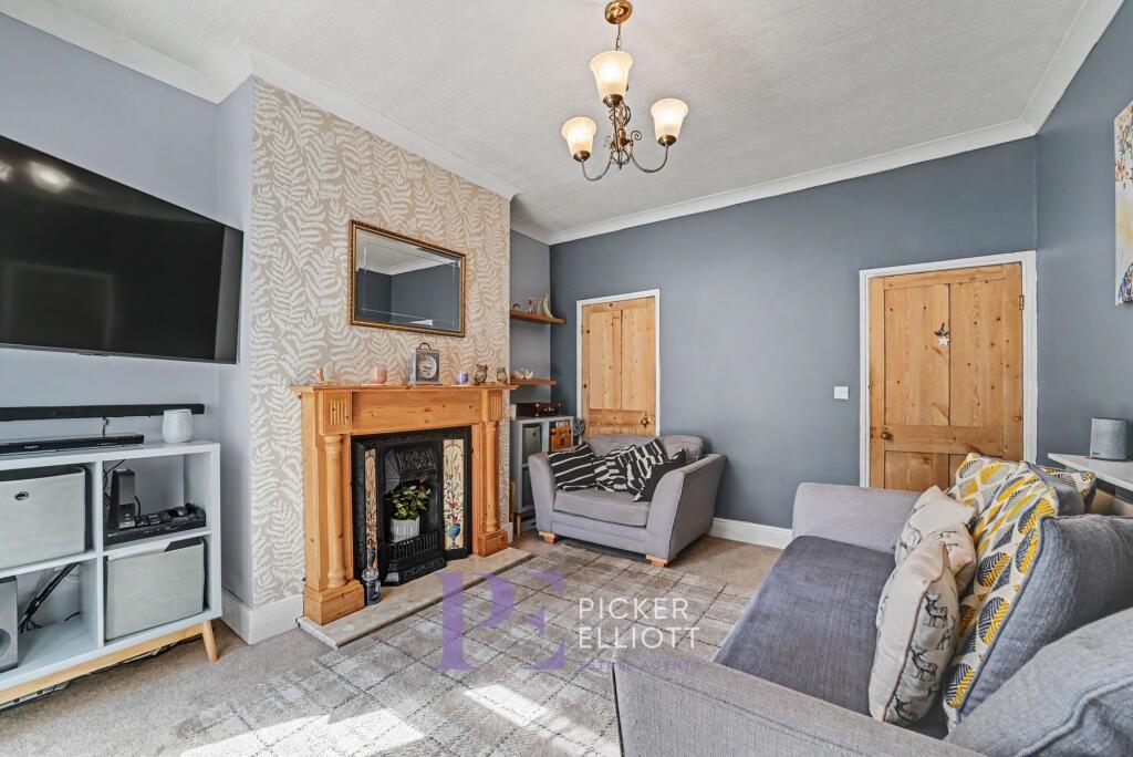 House in Hinckley and Bosworth, Lash Hill, Hinckley - View 5