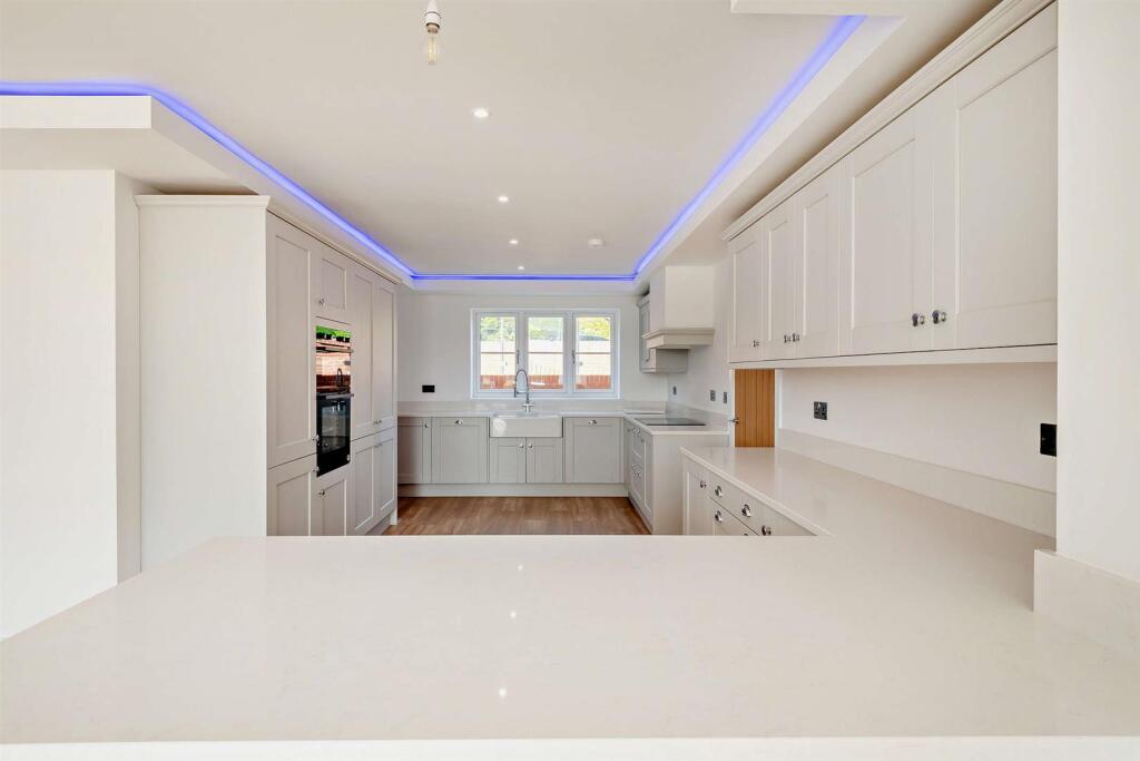 Additional image 11 of 1, Wells Cottage, Wootton Wawen, B95