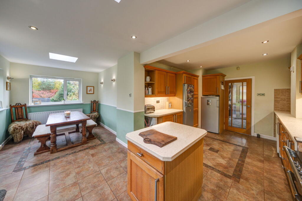 Dane Bank Road Lymm WA13 9DQ photo 2