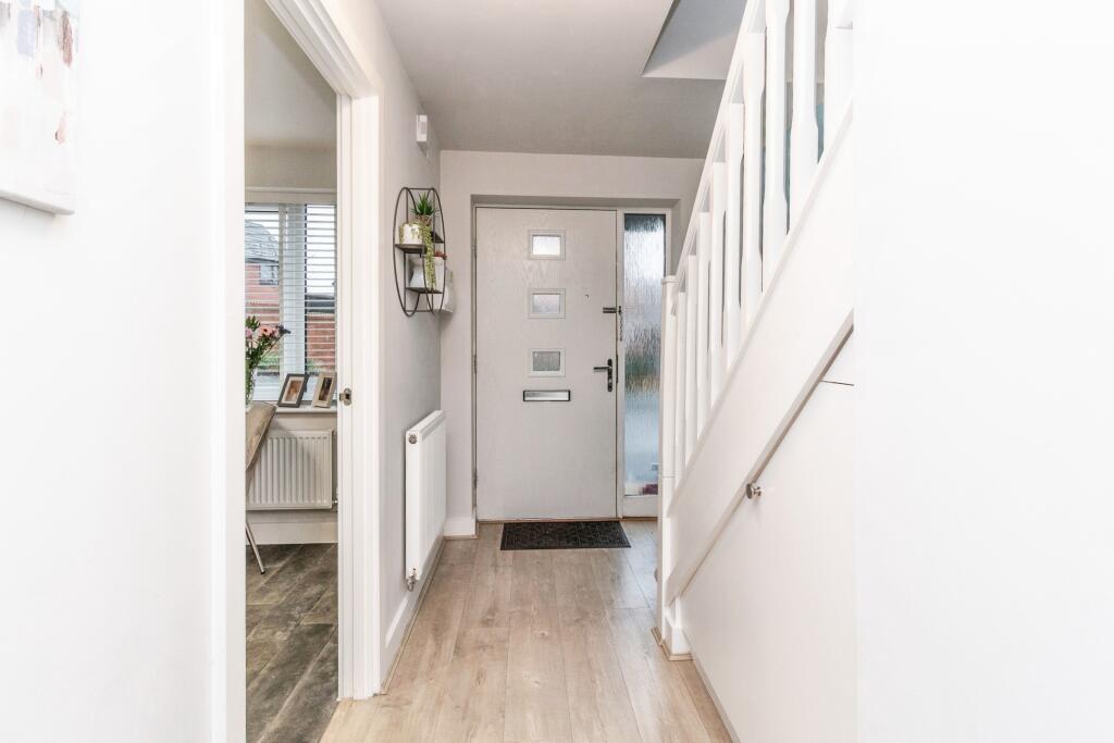 Archway Drive, Priorslee, Telford, TF2 photo 2