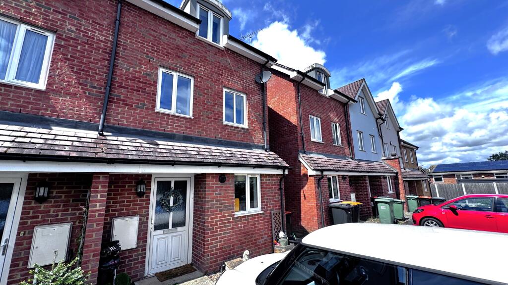 Main image of property: Laurel Mews, LEIGHTON BUZZARD