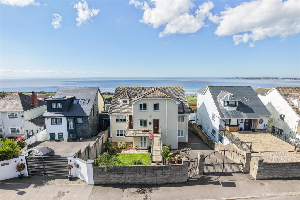 2-bed apartment on Rivermouth Court, Main Road, Ogmore-by-Sea, CF32 0PD, £365,000