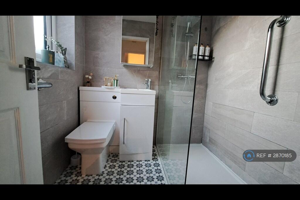 2 bedroom terraced house for rent