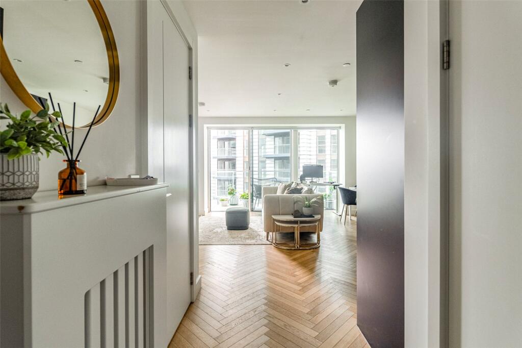 Apartment in London - More