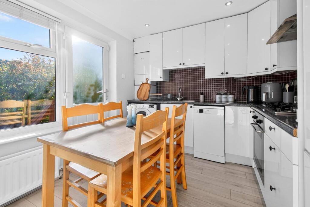 House in Harrogate - View 3