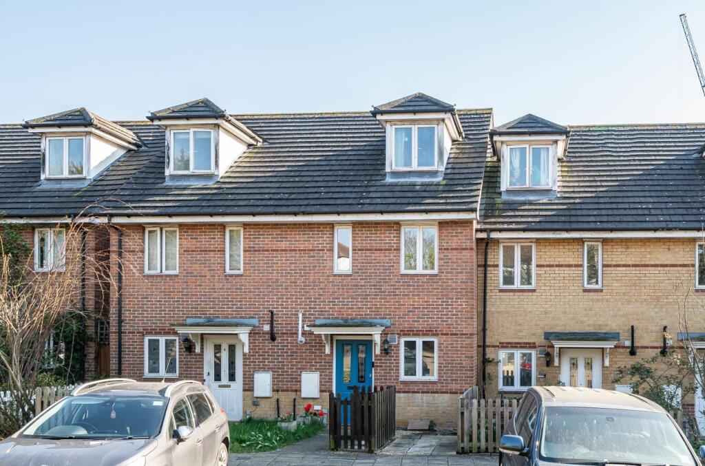 Main image of property: Silver Birch Close, London, SE6 4RS