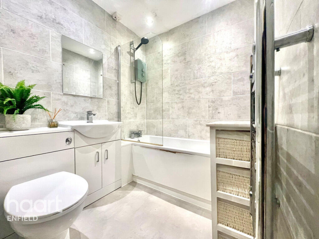 Main image of property: Turners Hill, Waltham Cross