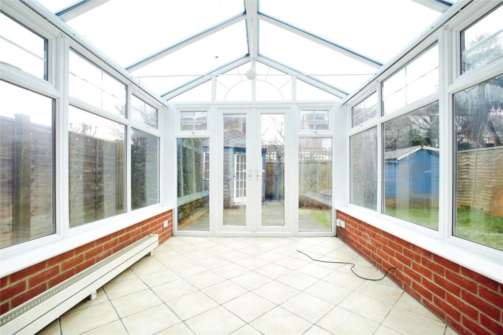 Jones Square, Selsey, Chichester, West Sussex, PO20 - View 4