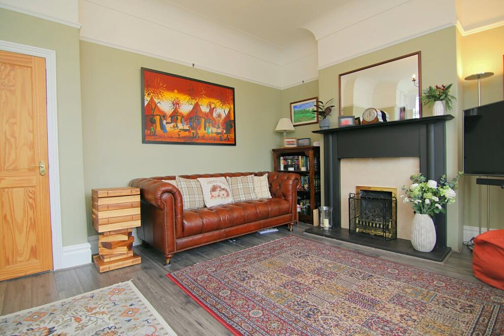 Broadway Avenue, Marshfields, Bradford, BD5 photo 3