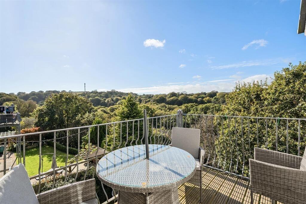 Spacious family home, Helston – pohled 2