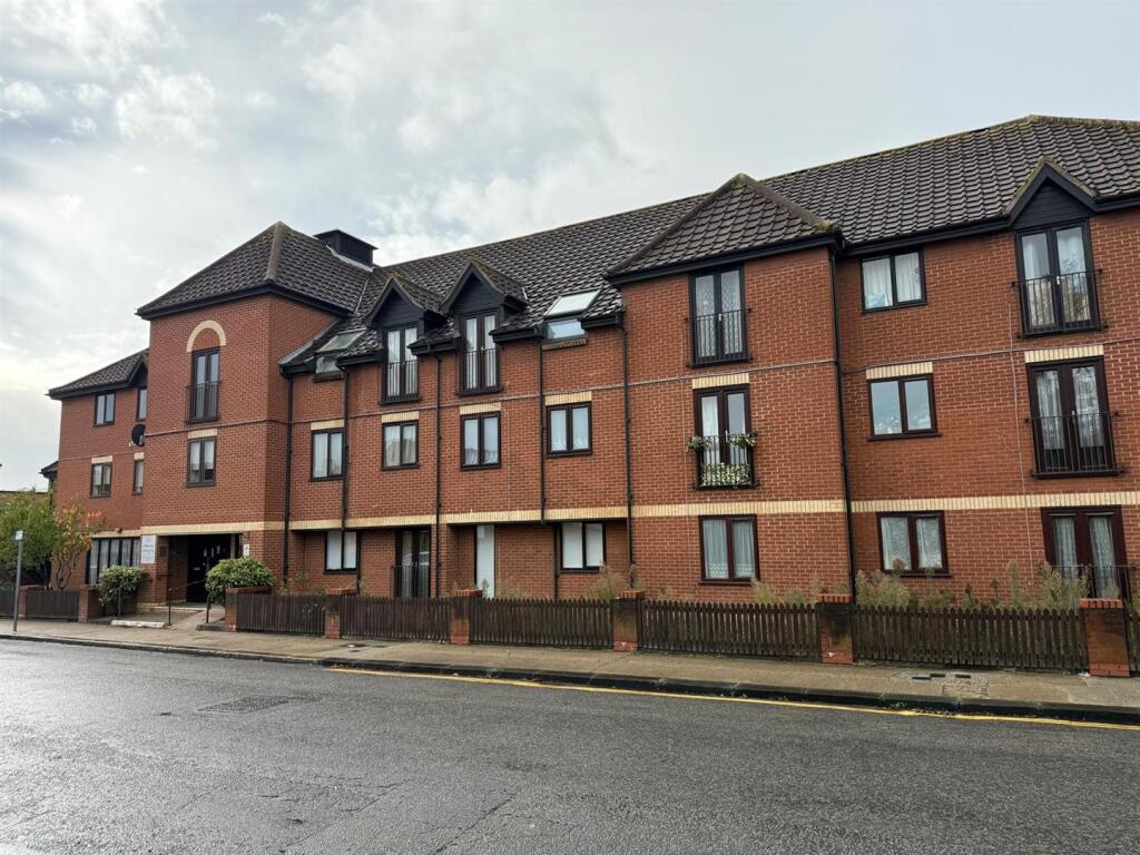 Main image of property: Riverdene Road, Ilford