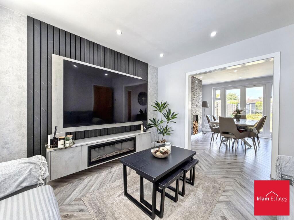 House in Salford, Greater Manchester - View 4