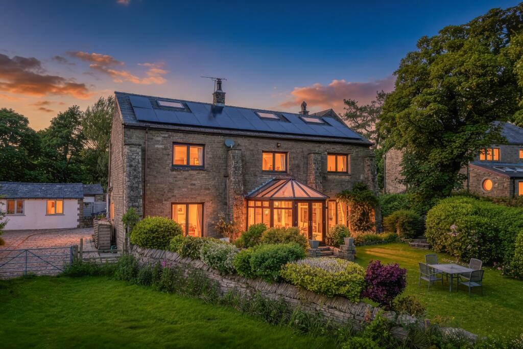 Main image of property: Wayoh Fold Farmhouse, Blackburn Road, Turton, Bolton, Lancashire, BL7 0