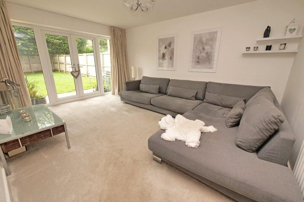 11 Beckside, Salterforth, Lancashire, BB18 5BL photo 3