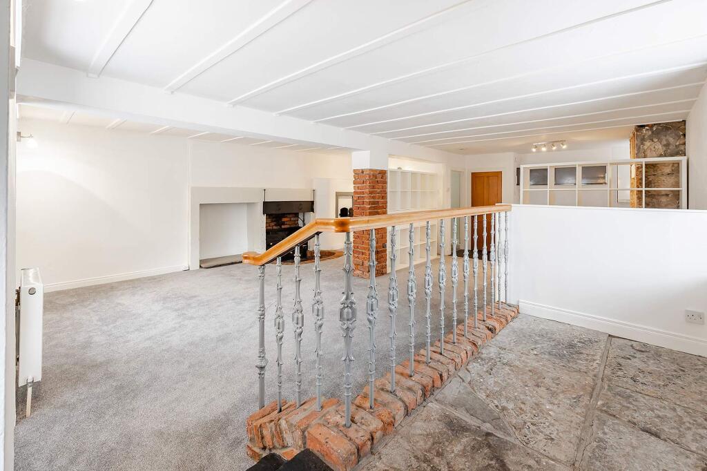 Apartment in Edinburgh - View 3