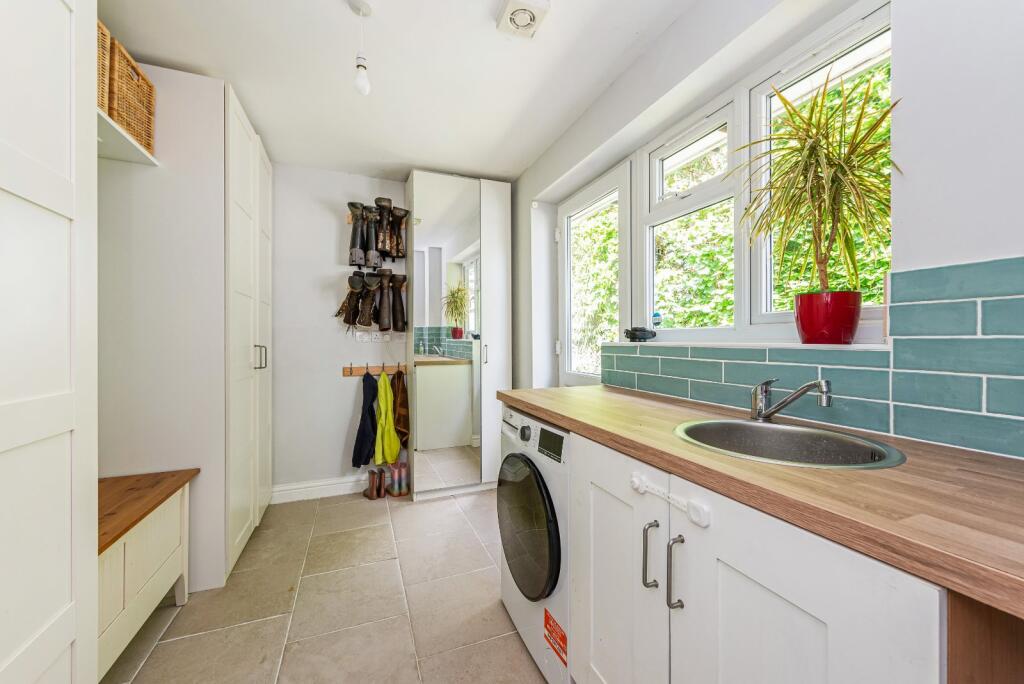 House in East Hampshire, Liss - View 5