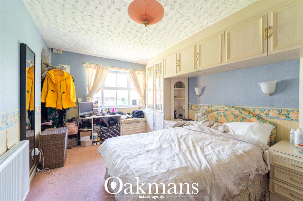 Apartment in Solihull, West Midlands - View 6