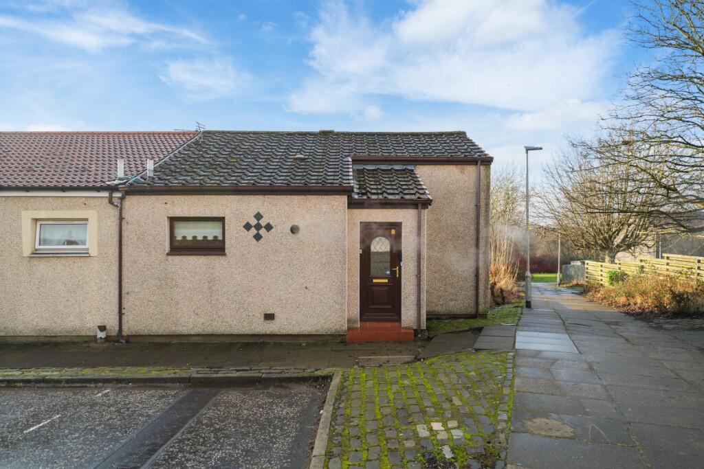 Main image of property: Etive Crescent, G67