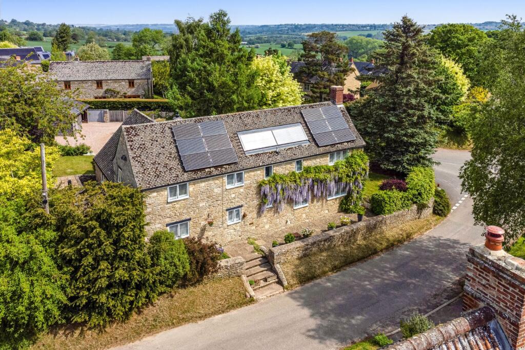 Main image of property: Middle Aston, Oxfordshire