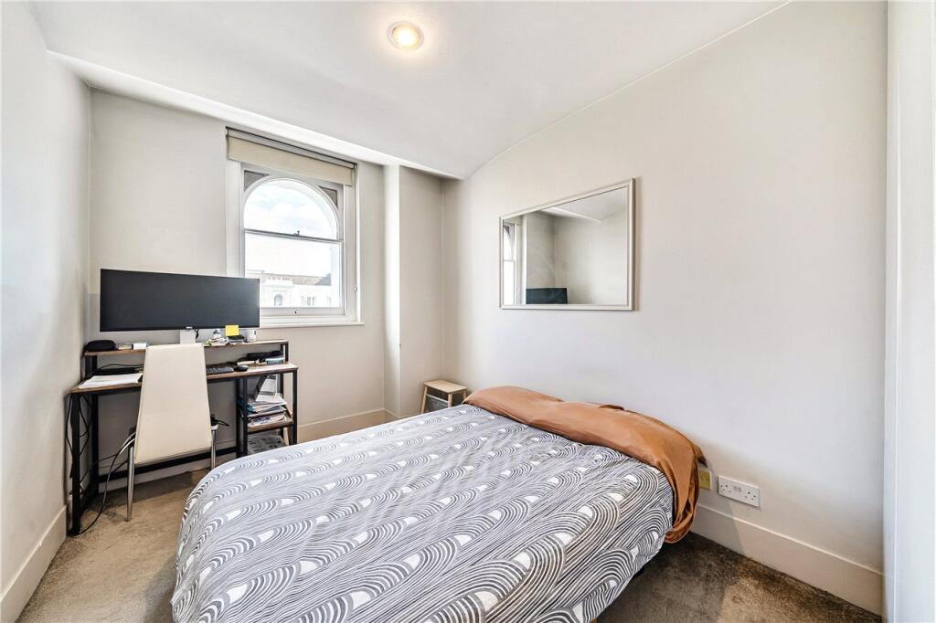 Apartment in London - View 4