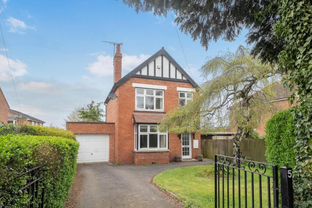 Main image of property: Station Road, Berkeley, Gloucestershire