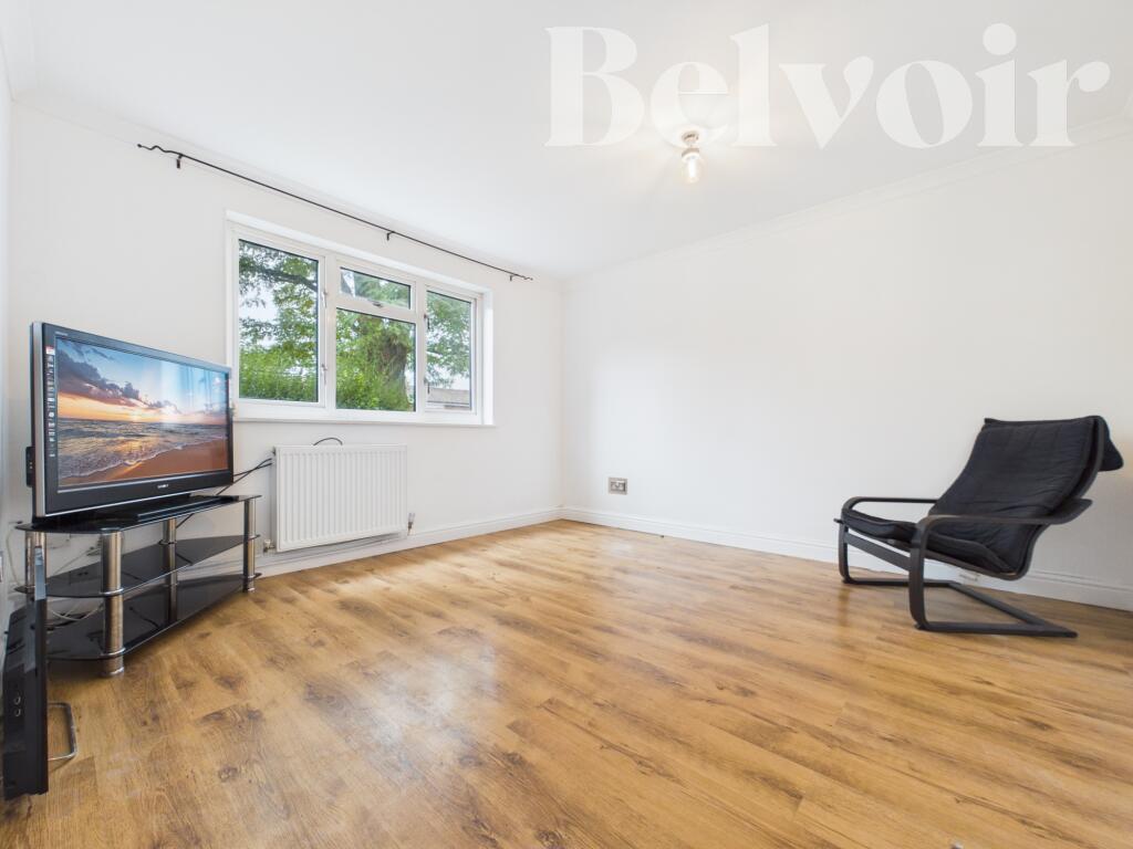House in Reading - View 3