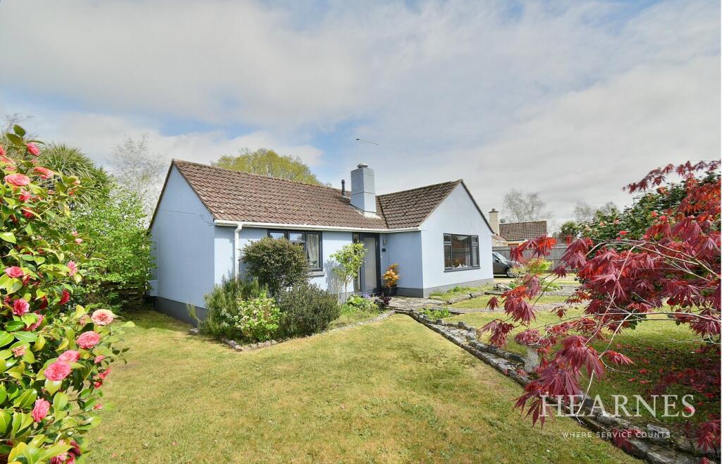 3-bed bungalow on Larks Close, Ferndown, BH22, £450,000