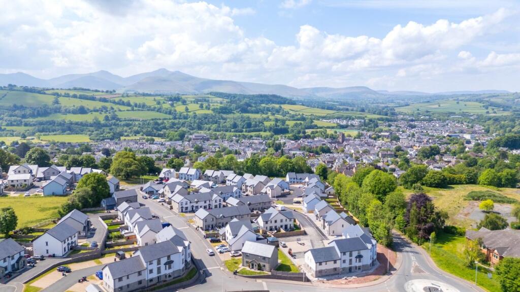 Hoggan Park, Brecon, LD3 photo 2