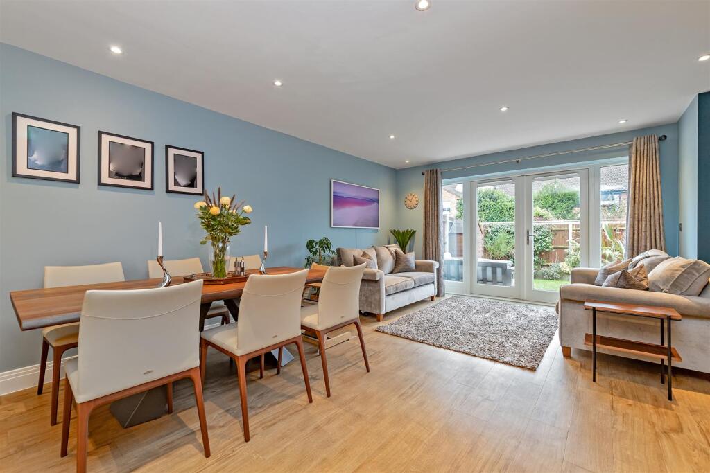 House in St Albans, Townsend - View 2