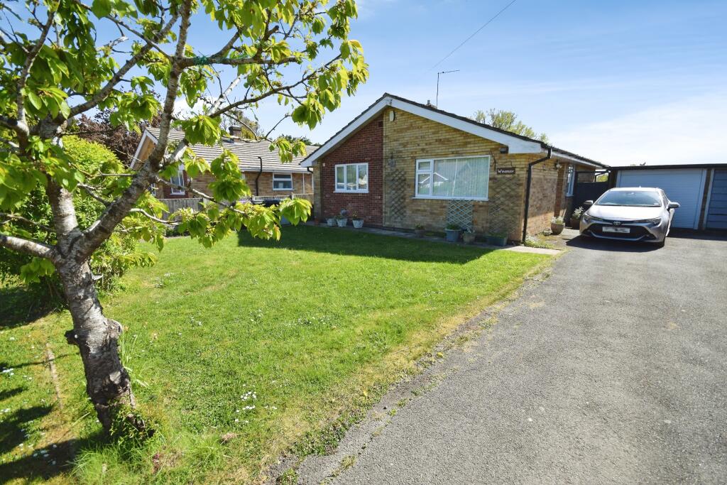 Main image of property: West End, Hogsthorpe, PE24